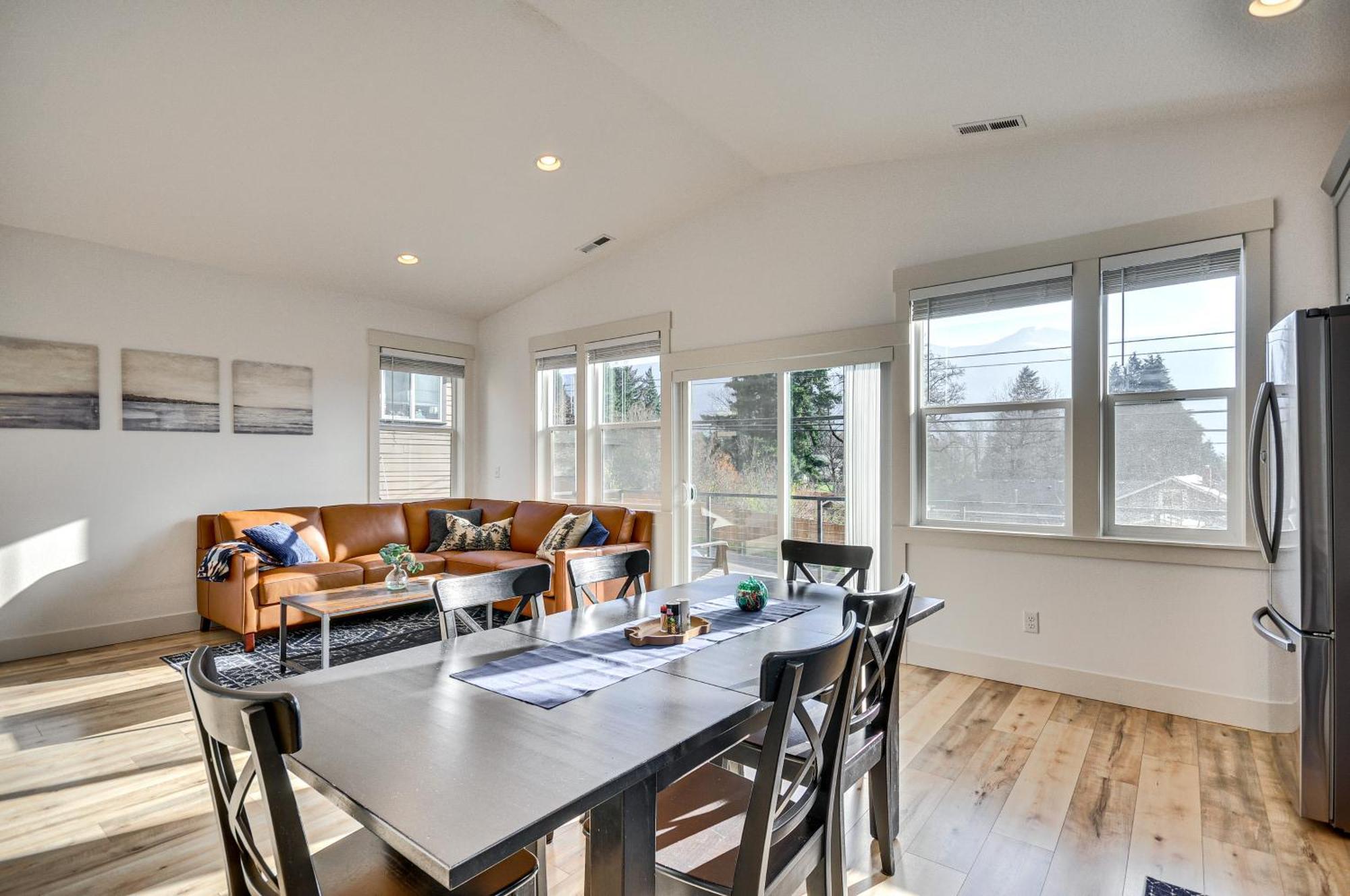 Stunning Stevenson Retreat With Mountain Views!别墅 外观 照片